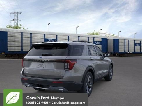New 2026 Ford Explorer Active image 8