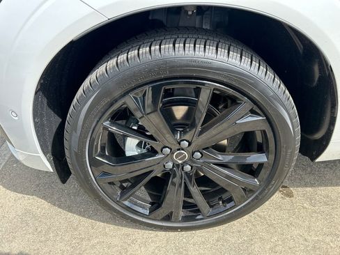 New 2026 Volvo XC60 B5 Ultra w/ Protection Package Premier image 8