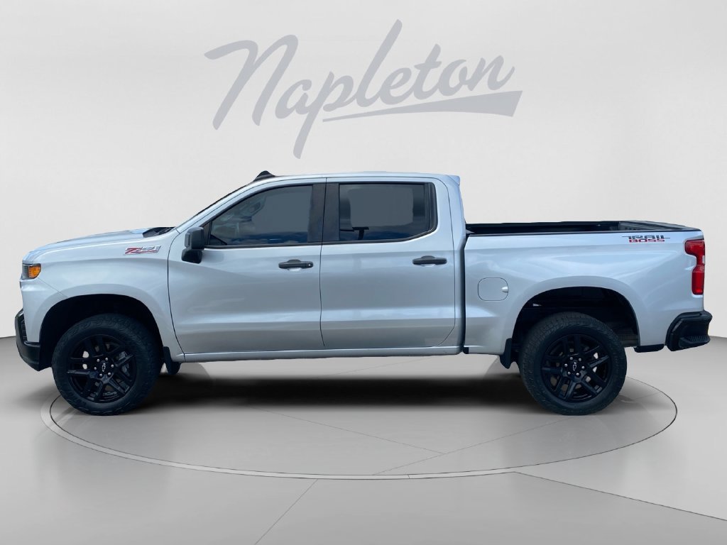 Used 2021 Chevrolet Silverado 1500 Custom Trail Boss w/ Safety Confidence Package AWD/4WD image 2