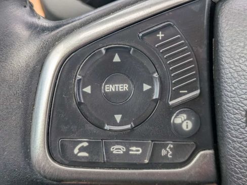 Used 2018 Honda CR-V Touring image 29