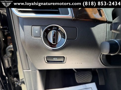 Used 2015 Mercedes-Benz GL 450 4MATIC image 24