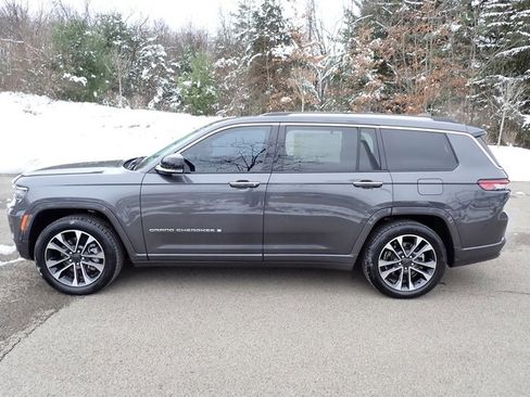Certified 2022 Jeep Grand Cherokee L Overland image 2