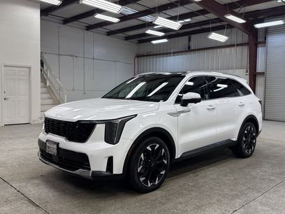 Used 2024 Kia Sorento SX