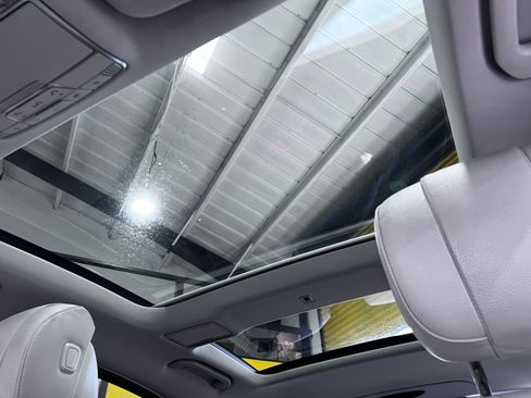Used 2015 Mercedes-Benz S 550 Sedan image 25