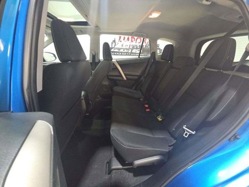 Used 2016 Toyota RAV4 XLE FWD image 9