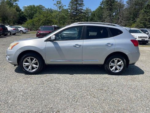 Used 2013 Nissan Rogue SV w/ Premium Pkg AWD/4WD image 8