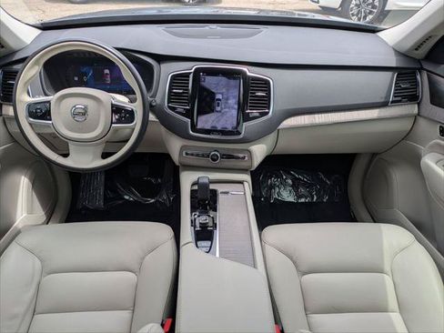 Used 2024 Volvo XC90 T8 Plus w/ Protection Package Premier AWD/4WD image 21