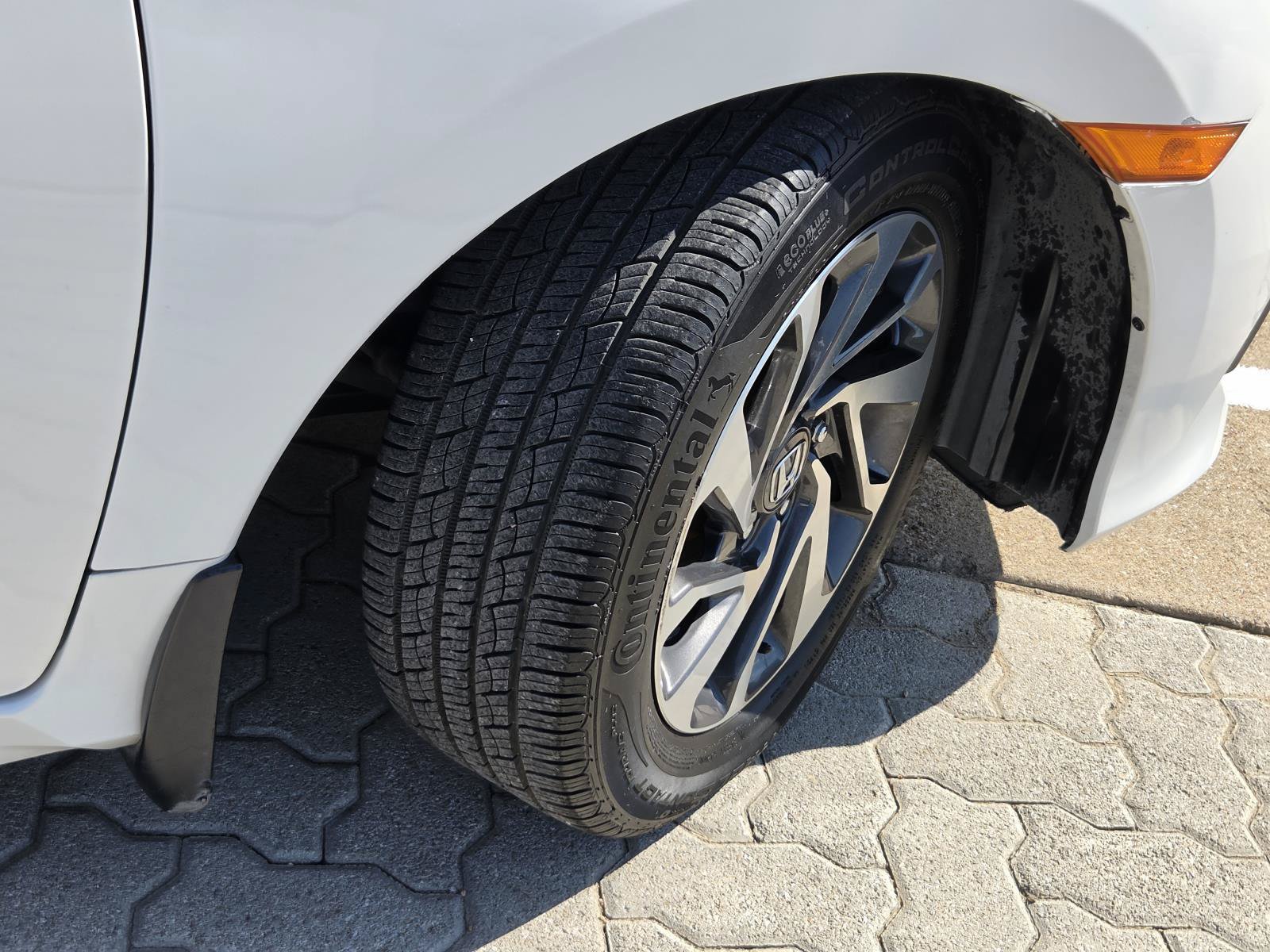Used 2017 Honda Civic EX image 5
