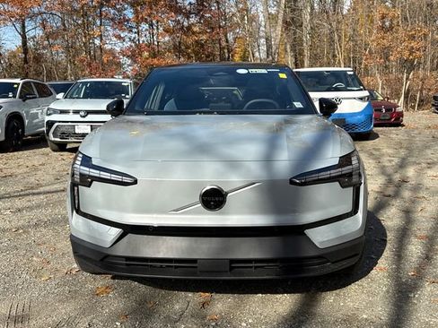 New 2025 Volvo EX30 Ultra w/ Protection Package Premier AWD/4WD image 6