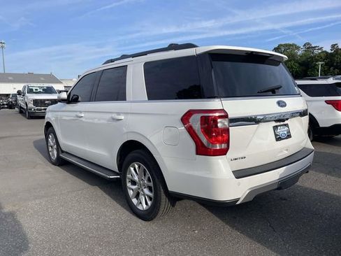 Certified 2021 Ford Expedition XLT RWD image 4