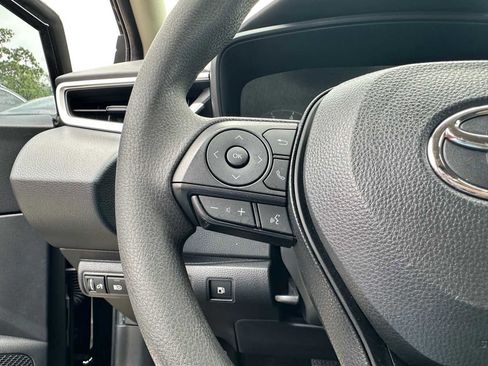 Used 2024 Toyota Corolla LE FWD image 13