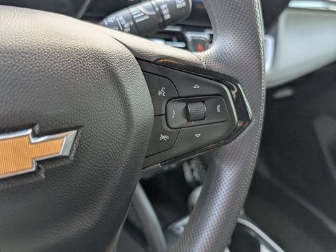 Used 2025 Chevrolet TrailBlazer LT AWD/4WD image 17