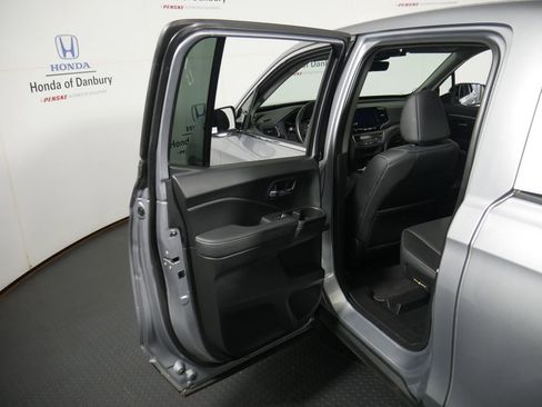 Used 2021 Honda Ridgeline RTL-E image 10