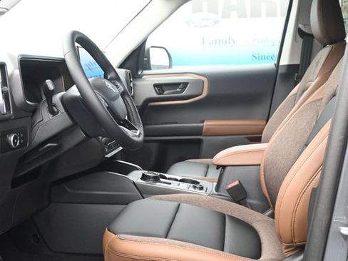 New 2026 Ford Bronco Sport Outer Banks w/ Outer Banks Tech Package+ AWD/4WD image 11