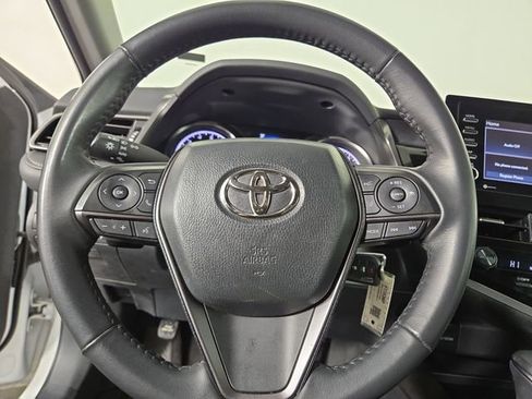 Used 2024 Toyota Camry SE image 21