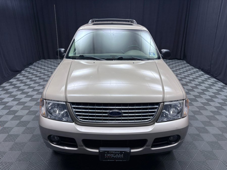Used 2005 Ford Explorer 4WD XLT image 10