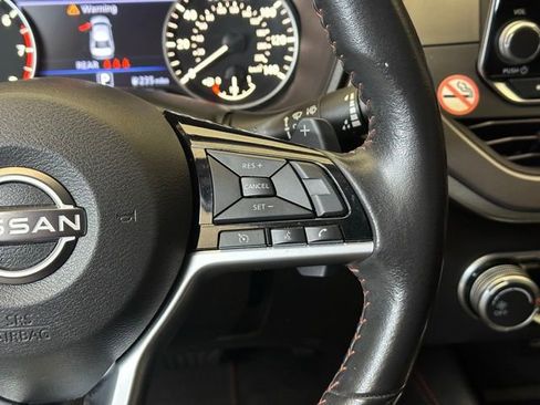 Used 2024 Nissan Altima 2.5 SR FWD image 10