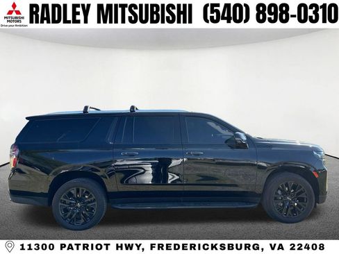 Used 2022 Chevrolet Suburban High Country AWD/4WD image 21