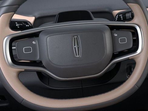 New 2026 Lincoln Navigator L Black Label AWD/4WD image 12