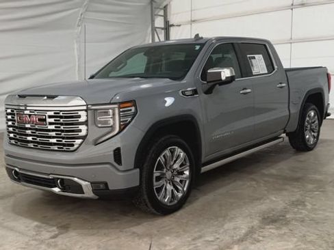 Used 2024 GMC Sierra 1500 Denali w/ Denali Reserve Package AWD/4WD image 8