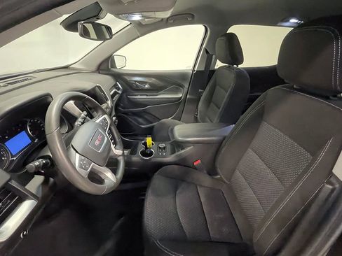 Used 2024 GMC Terrain SLE w/ Driver Convenience Package AWD/4WD image 3