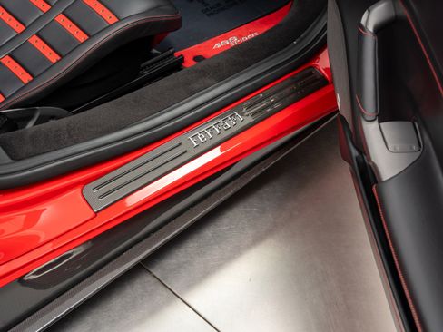 Used 2017 Ferrari 488 Spider RWD image 30