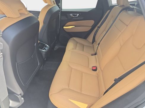 Used 2020 Volvo XC60 T5 Inscription FWD image 17
