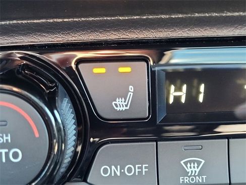 New 2026 Nissan Kicks SV w/ SV Premium Package image 17