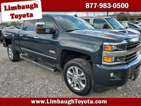 Used 2018 Chevrolet Silverado 2500 High Country w/ Duramax Plus Package AWD/4WD image 1