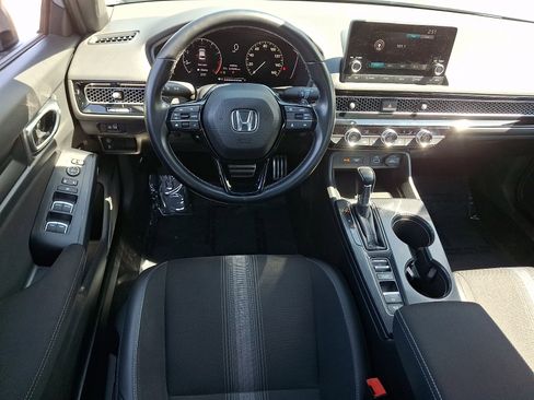 Used 2023 Honda Civic Sport image 11