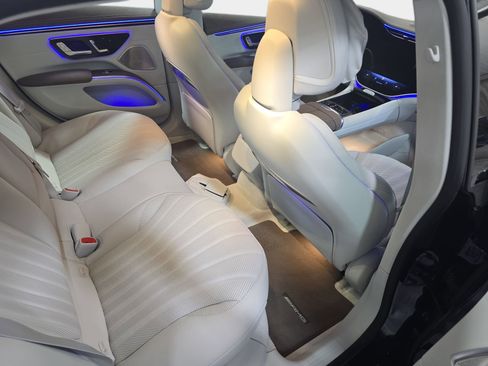 Certified 2026 Mercedes-Benz EQS 450+ Sedan image 11