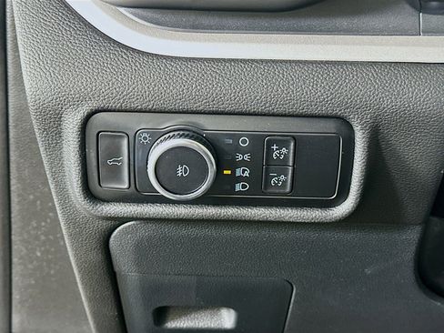 Used 2023 Ford Explorer XLT w/ Equipment Group 202A image 17