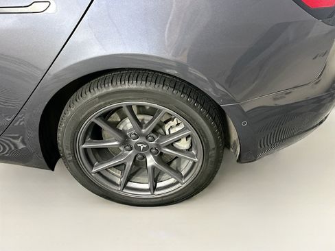 Used 2022 Tesla Model 3 Long Range AWD/4WD image 11