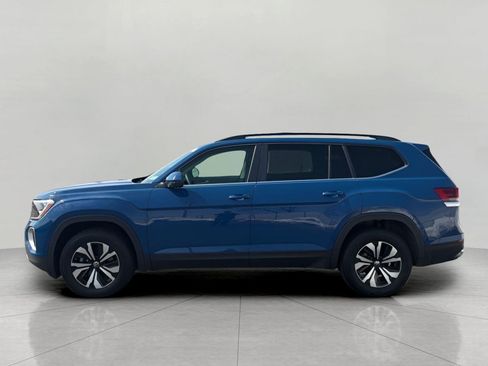 Used 2025 Volkswagen Atlas SE AWD/4WD image 4