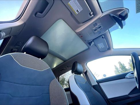 New 2026 Volkswagen Taos SE AWD/4WD image 26