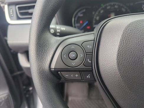 Used 2025 Toyota RAV4 LE image 12