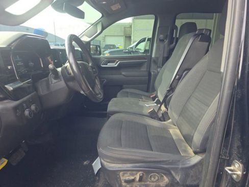 Used 2022 Chevrolet Silverado 1500 LT w/ Protection Package image 7