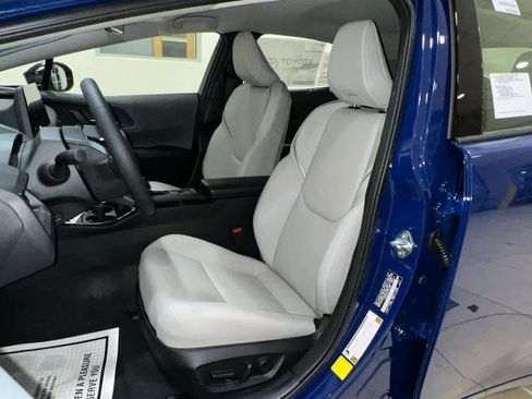 New 2026 Toyota Prius XLE image 13