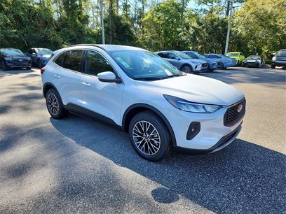 New 2025 Ford Escape SE