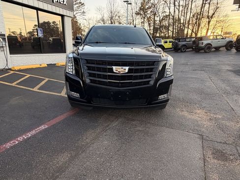Used 2019 Cadillac Escalade ESV Premium Luxury w/ Escalade Sport Edition image 5