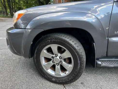 Used 2006 Toyota 4Runner Limited AWD/4WD image 3