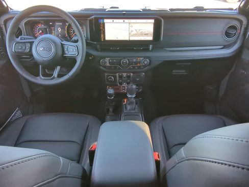 New 2026 Jeep Wrangler Unlimited Rubicon image 13