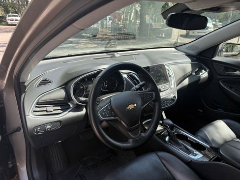 Used 2024 Chevrolet Malibu LT image 28