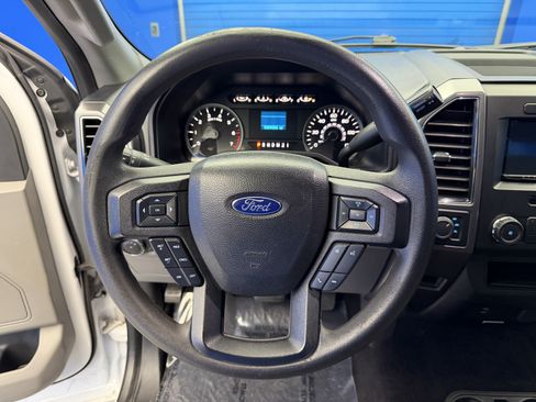 Used 2017 Ford F150 XLT AWD/4WD image 14