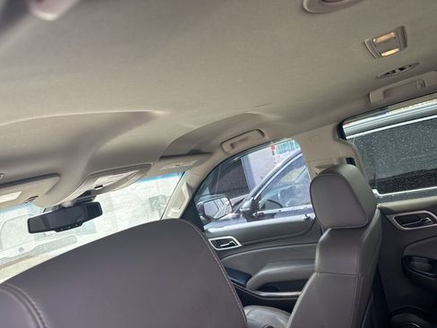 Used 2018 GMC Yukon Denali image 10