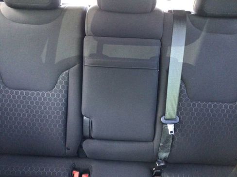 Used 2018 Jeep Compass Sport FWD image 38
