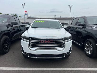 Used 2023 GMC Acadia SLE w/ Driver Convenience Package