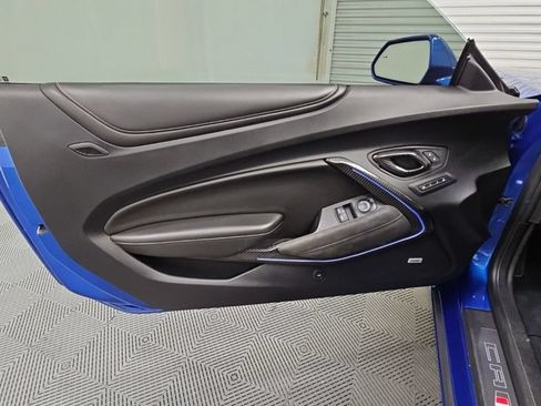 Used 2016 Chevrolet Camaro SS RWD image 35