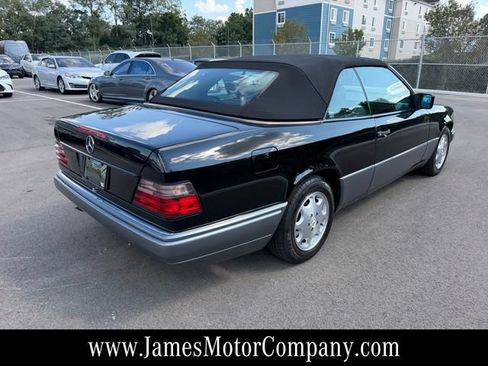 Used 1995 Mercedes-Benz E 320 Convertible image 23