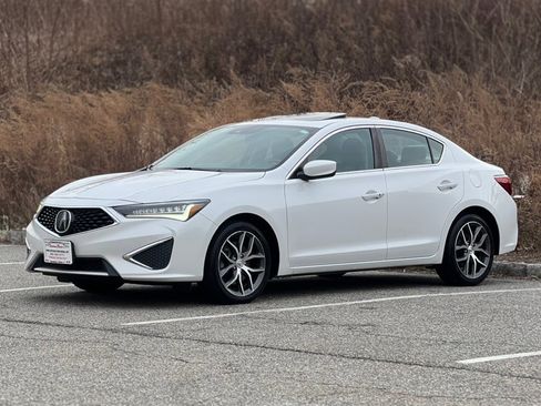 Used 2019 Acura ILX Sedan w/Premium Pkg image 4